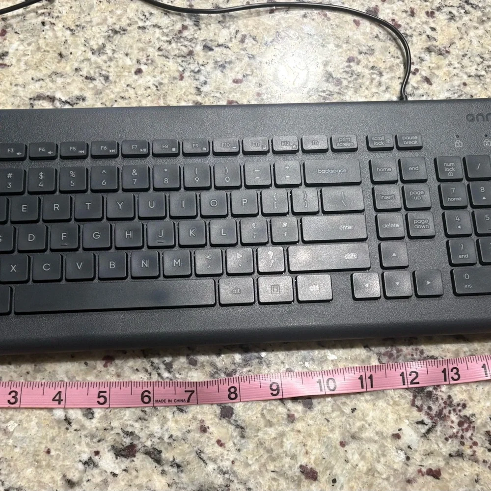 ONN wired USB keyboard black #100009052 GUC